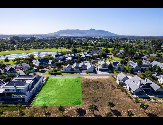 1,299M² VACANT LAND FOR SALE IN PEARL VALLEY GOLF & COUNTRY ESTATE